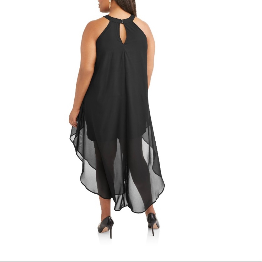 Paper Doll Juniors sleeveless dress